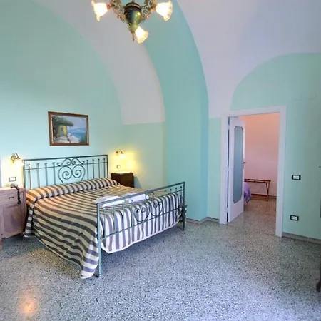 Nerano Apartment Sleeps 4 Pool Air Con דירה